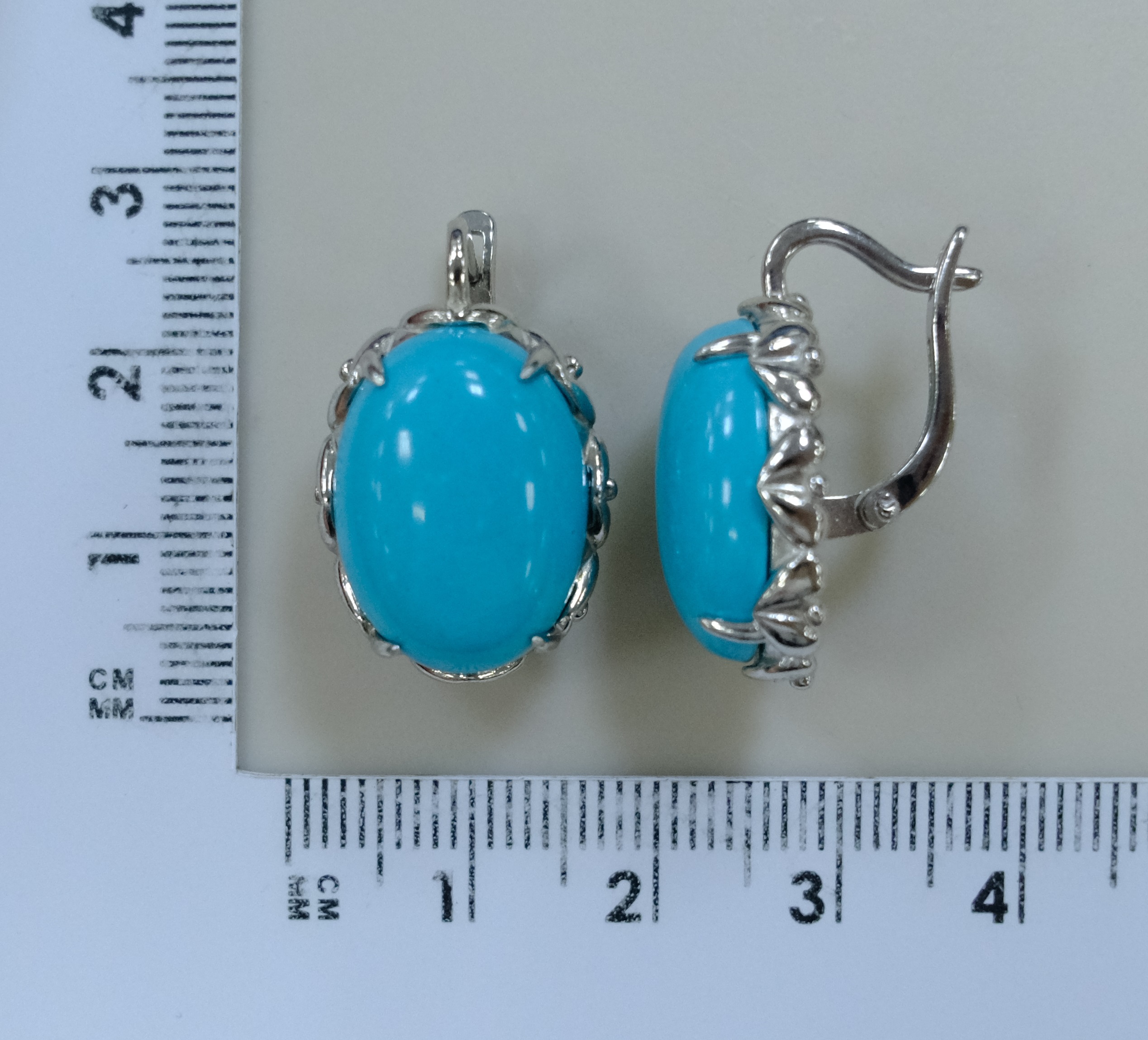 Серебряные серьги с бирюзой